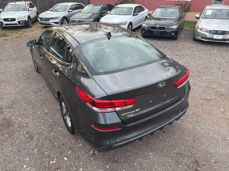 2020 Kia Optima LX