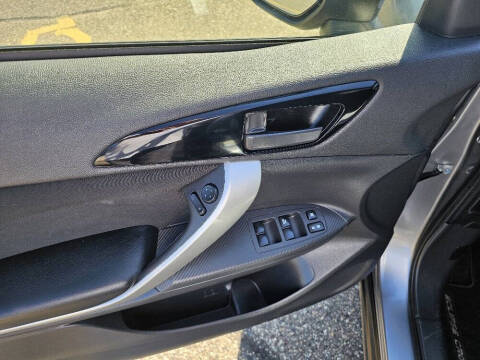 2020 Mitsubishi Eclipse Cross ES