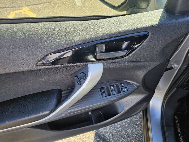 2020 Mitsubishi Eclipse Cross ES