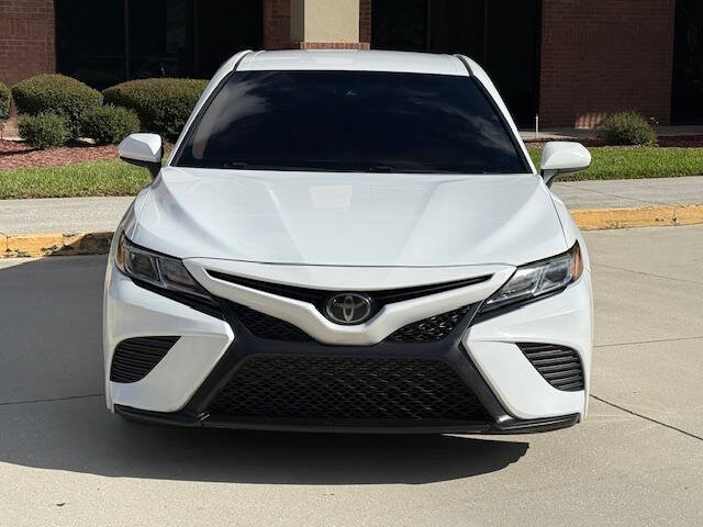 2018 Toyota Camry SE