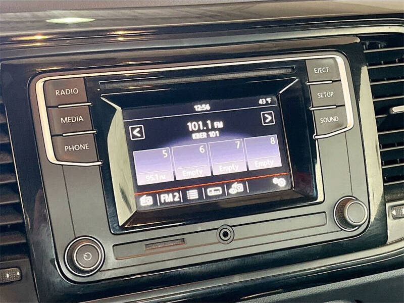 2018 Volkswagen Beetle 2.0T S