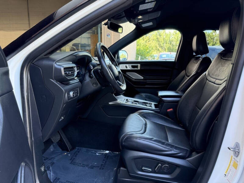 2020 Ford Explorer ST