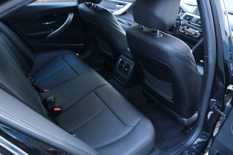 2016 BMW 3 Series 328i