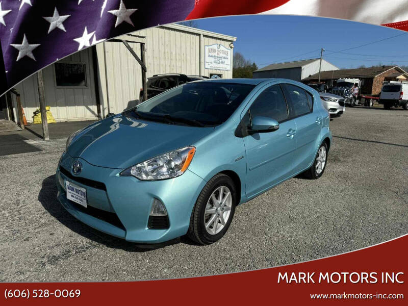 2014 Toyota Prius c Three