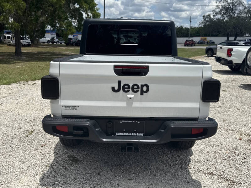 2023 Jeep Gladiator