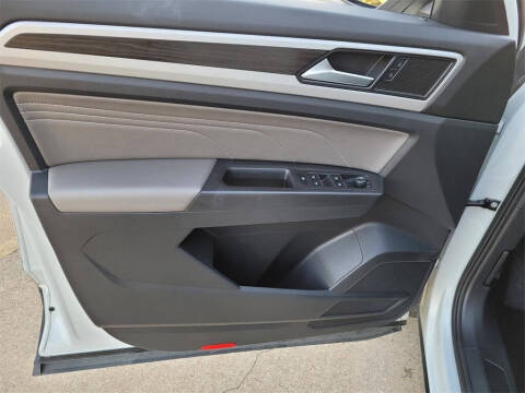 2022 Volkswagen Atlas SE