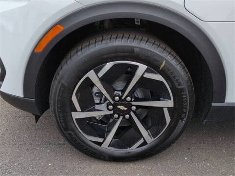 2026 Chevrolet Equinox EV LT 2