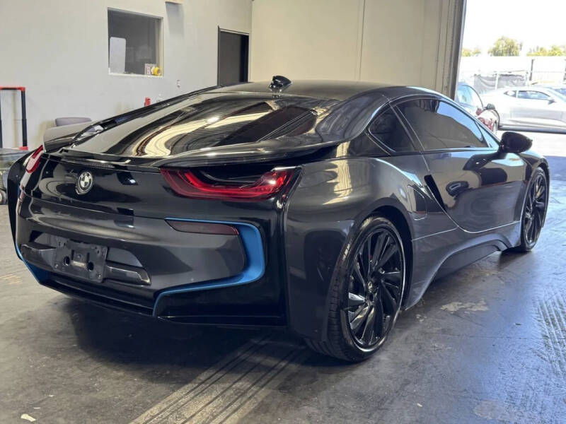 2015 BMW i8