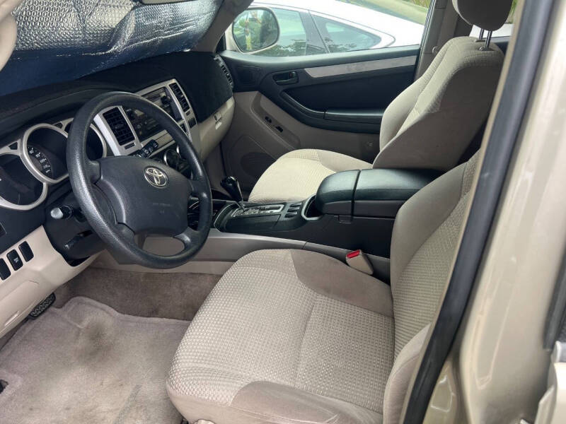 2004 Toyota 4Runner SR5