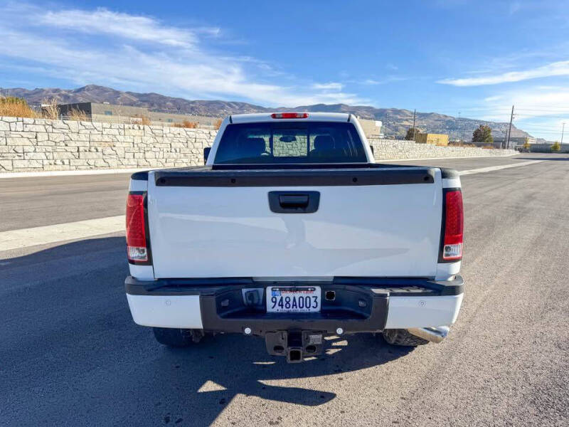 2011 GMC Sierra 2500HD Denali