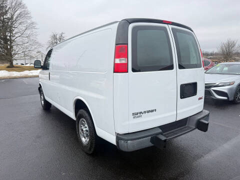 2017 GMC Savana 2500