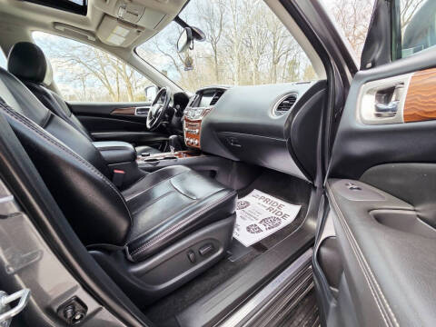 2018 Nissan Pathfinder Platinum