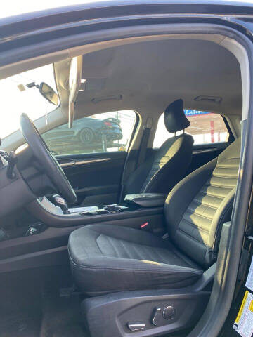 2016 Ford Fusion Hybrid SE