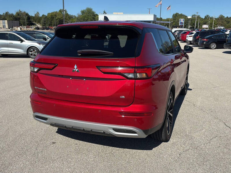 2024 Mitsubishi Outlander SE