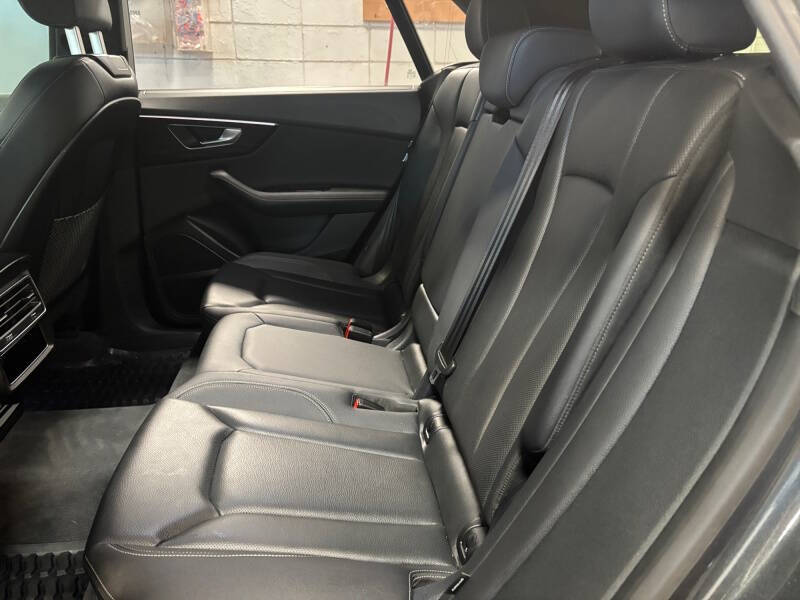 2023 Audi Q8 quattro Premium Plus 55 TFSI