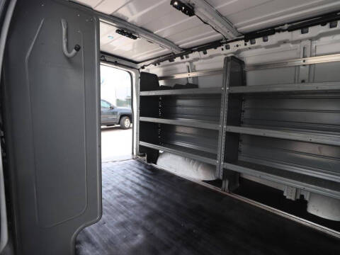 2022 Chevrolet Express 2500