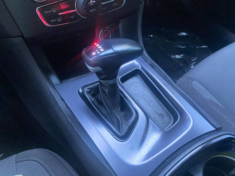 2017 Dodge Charger SXT