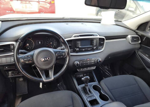 2016 Kia Sorento LX