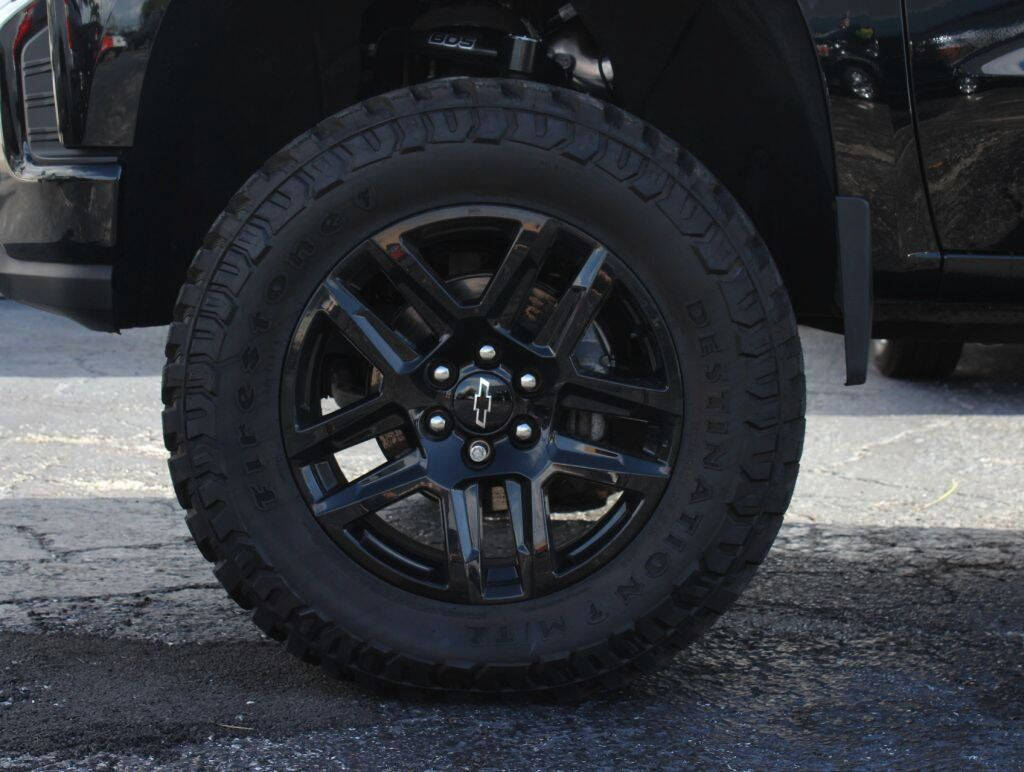 2021 Chevrolet Silverado 1500  - $53,495