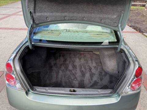 2005 Nissan Altima 3.5 SE