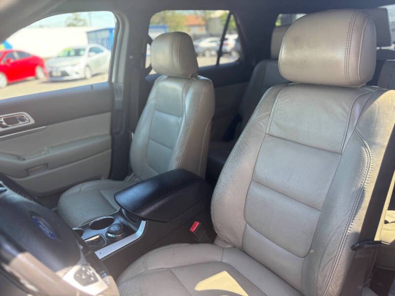 2012 Ford Explorer XLT