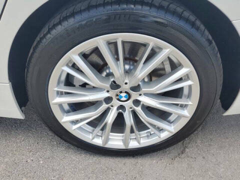 2024 BMW 3 Series 330i