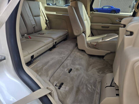 2013 Cadillac Escalade Luxury