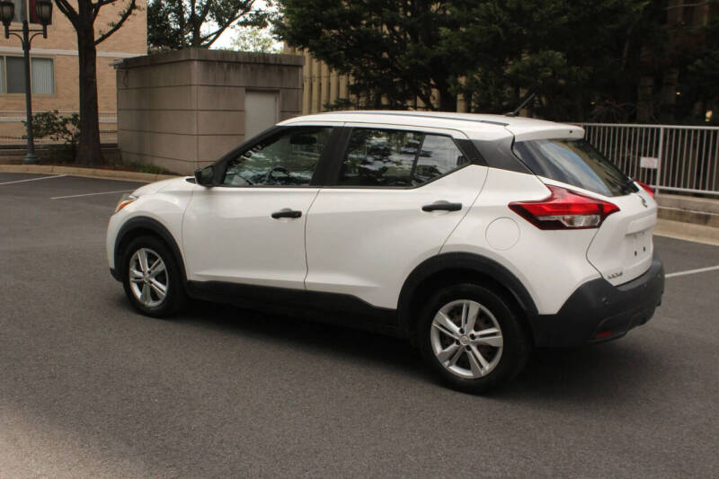 2020 Nissan Kicks S