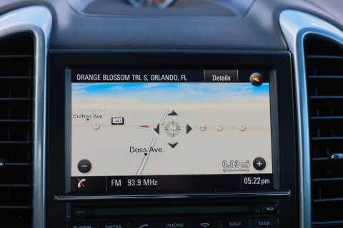 2014 Porsche Cayenne Platinum