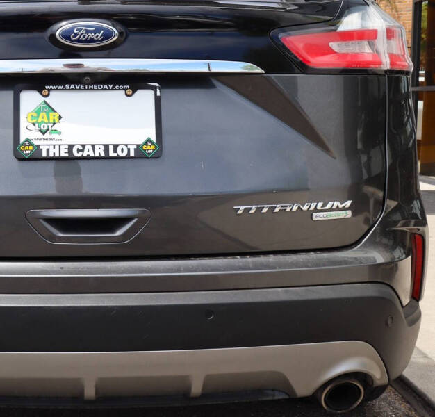 2020 Ford Edge Titanium