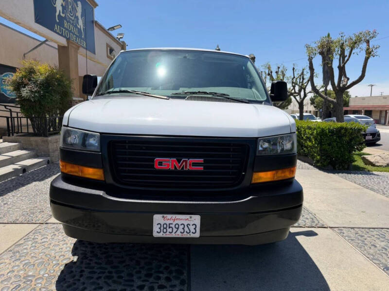2023 GMC Savana 2500