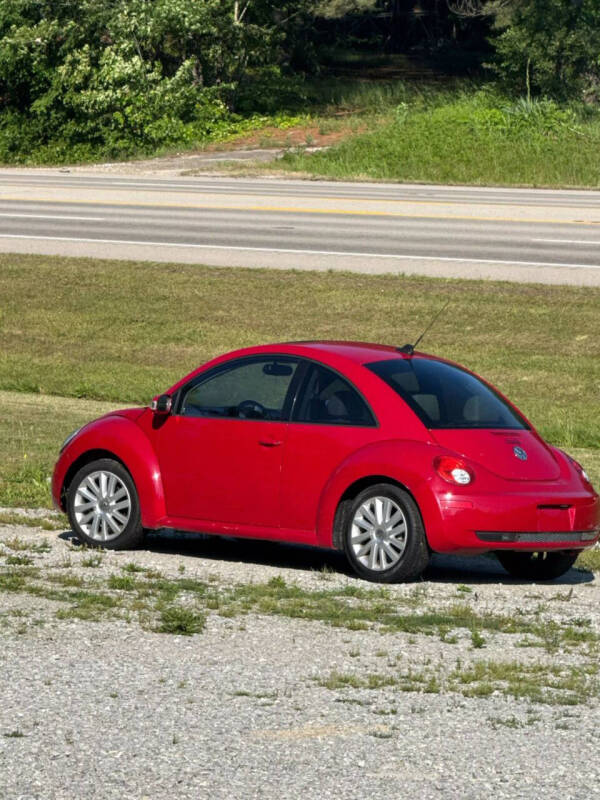 2008 Volkswagen New Beetle SE's photo
