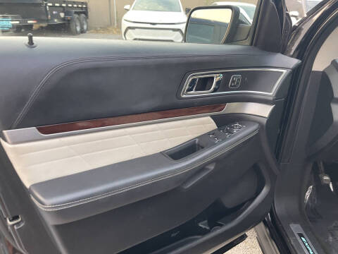 2016 Ford Explorer Platinum
