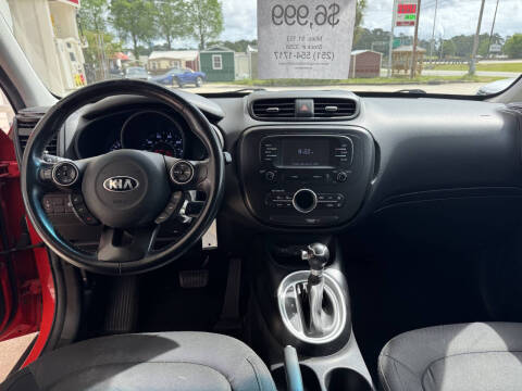 2017 Kia Soul +