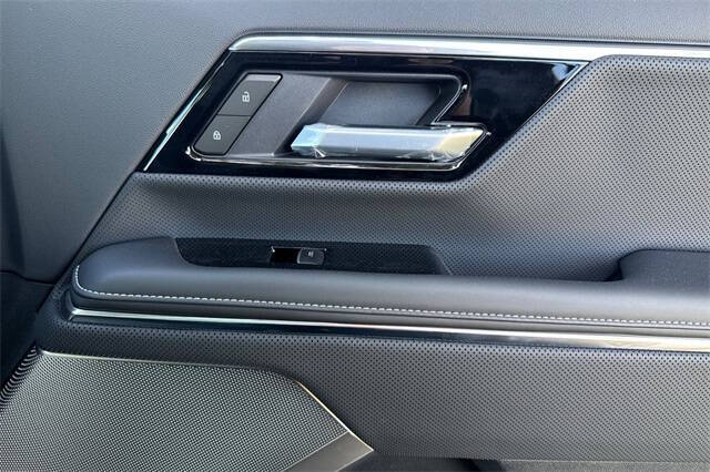 2025 GMC Sierra EV Denali