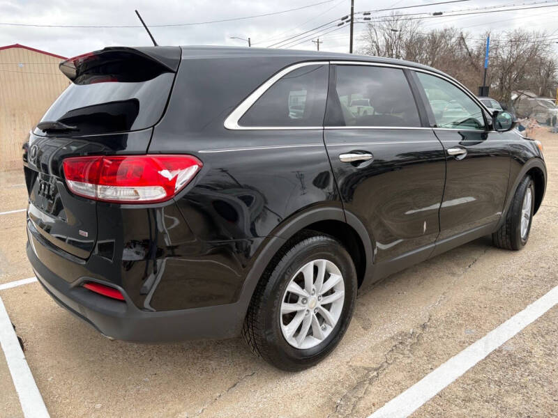 2016 Kia Sorento L