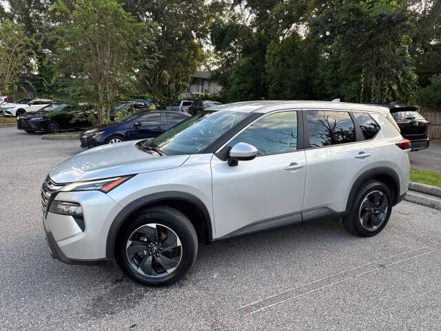 2024 Nissan Rogue SV