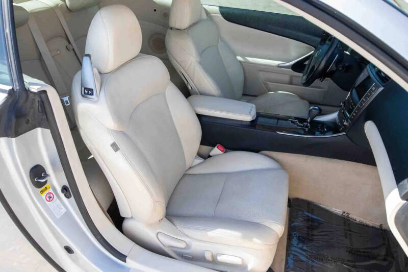 2010 Lexus IS 250C