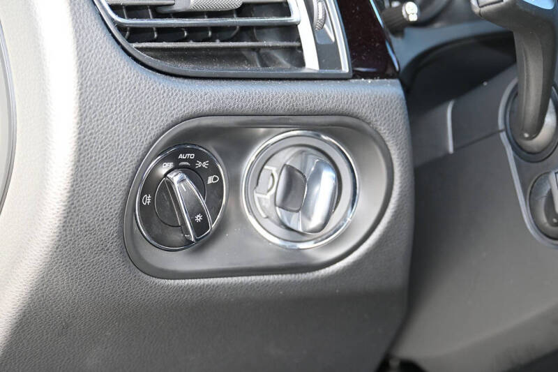 2021 Porsche Macan S