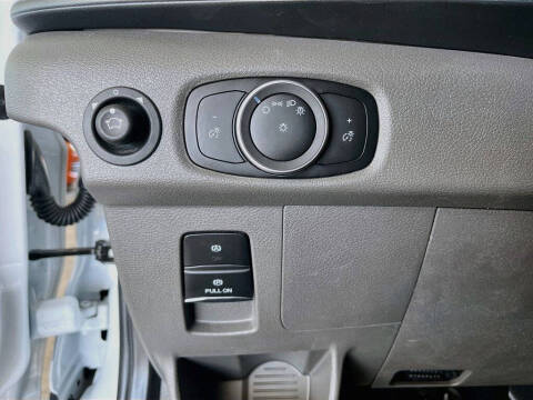 2025 Ford Transit 250