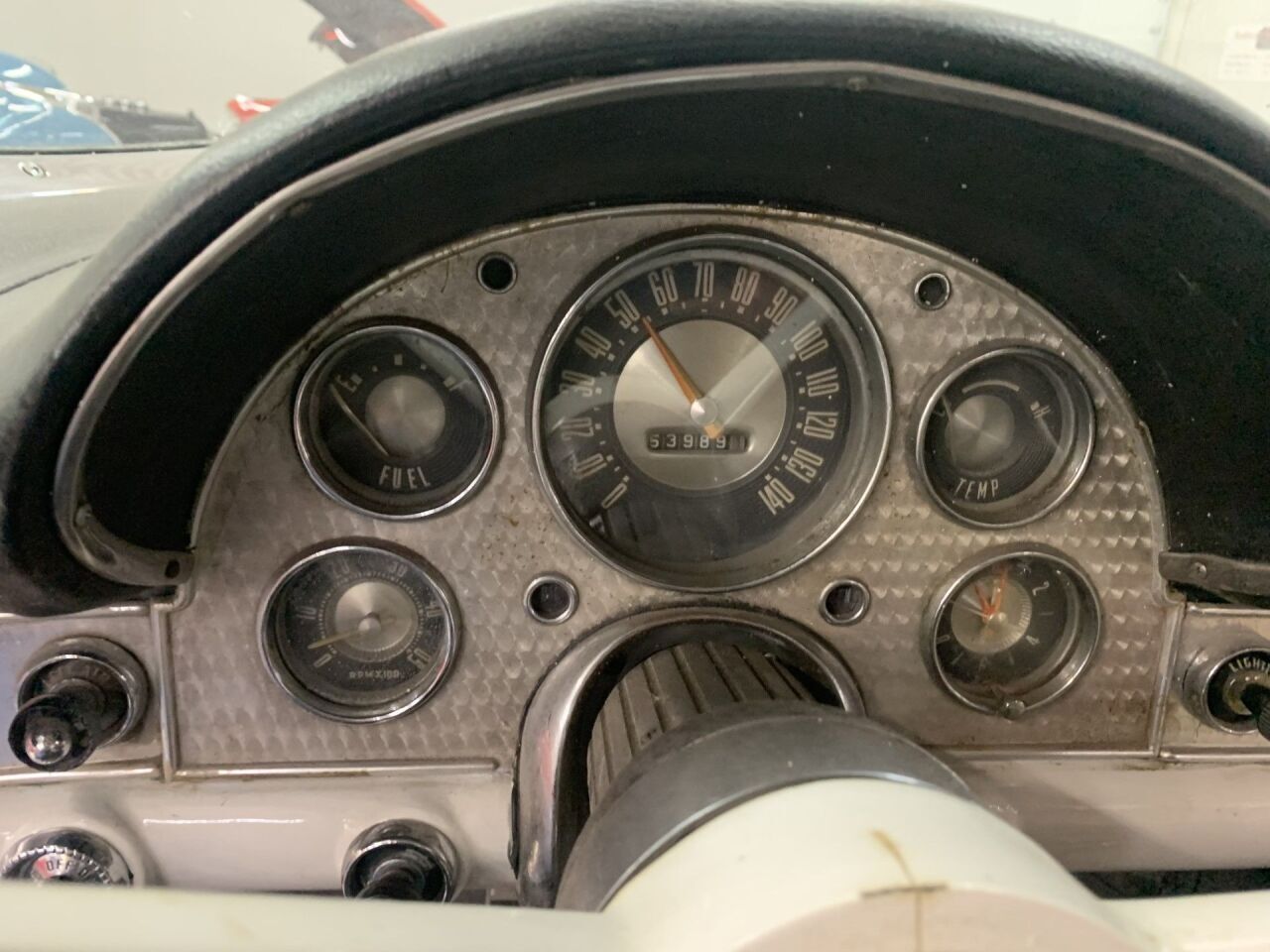 1957 Ford Thunderbird 19