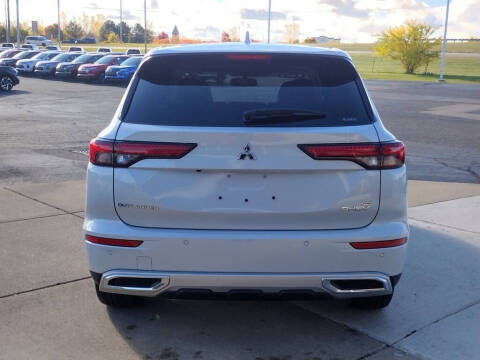 2025 Mitsubishi Outlander PHEV SE