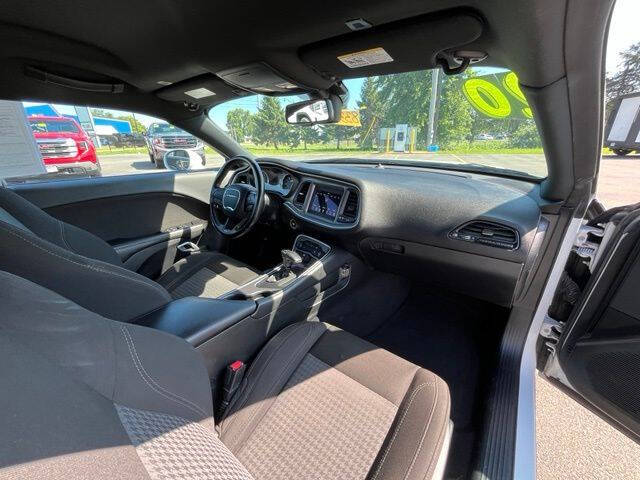 2020 Dodge Challenger SXT