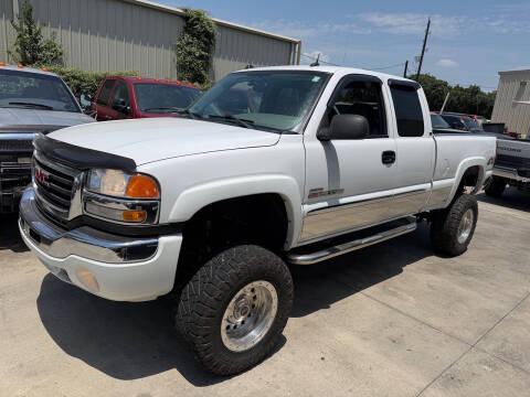2005 GMC Sierra 2500HD