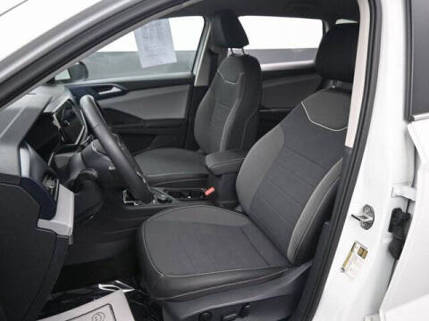 2024 Volkswagen Taos SE 4Motion