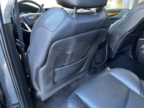 2020 Cadillac Escalade ESV Luxury