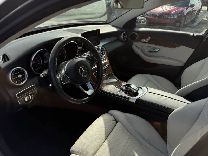 2016 Mercedes-Benz C-Class