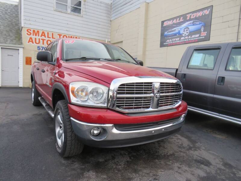 2007 Dodge Ram Pickup 1500 for sale at Small Town Auto Sales in Hazleton PA