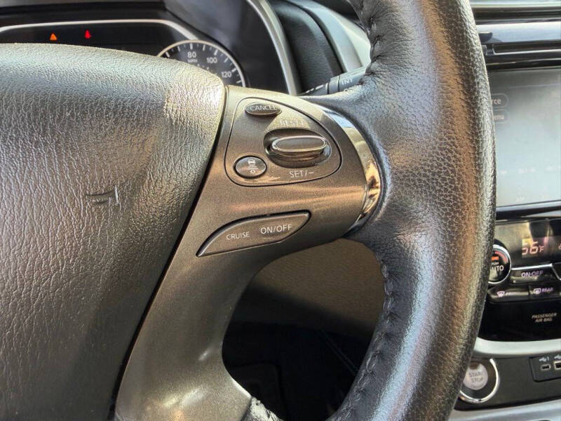 2022 Nissan Murano SL