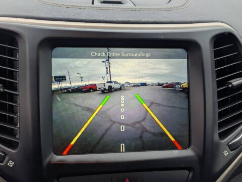 2016 Jeep Cherokee Latitude Altitude